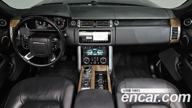 Land Rover Range Rover (IV) 4.4 SDV8 Vogue SE DIESEL 2019 — фото 7
