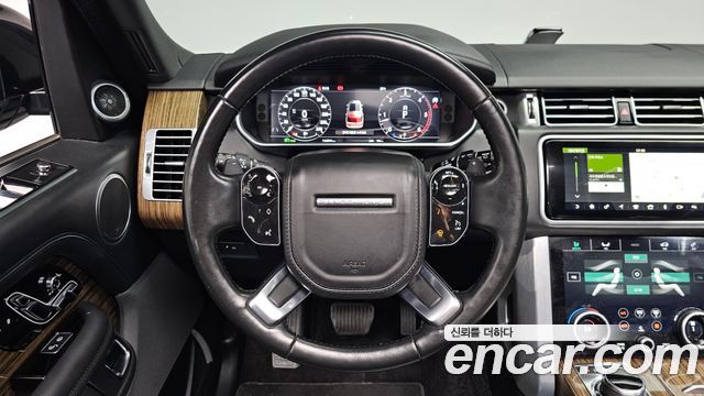 Land Rover Range Rover (IV) 4.4 SDV8 Vogue SE DIESEL 2019 — фото 13