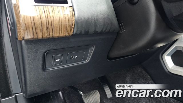 Land Rover Range Rover (IV) 4.4 SDV8 Vogue SE DIESEL 2019 — фото 14