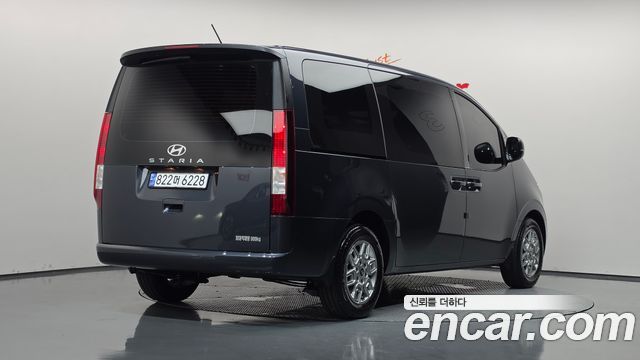 Hyundai Staria HEV 1.6 Cargo 3-Seater Modern 2025 — фото 2