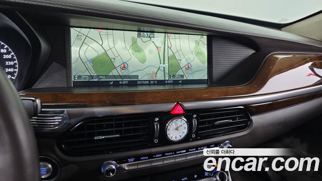 Genesis EQ900 5.0 GDI AWD Limousine Prestige 2016 — фото 14