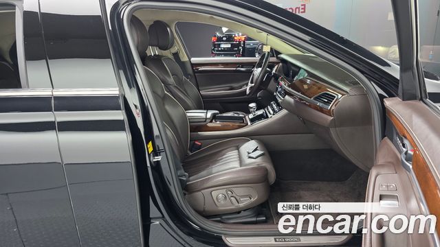 Genesis EQ900 5.0 GDI AWD Limousine Prestige 2016 — фото 26