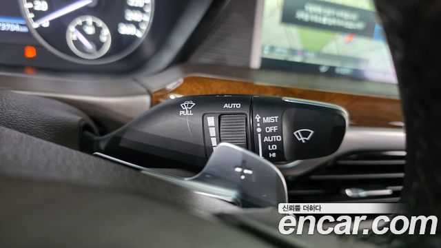 Genesis EQ900 5.0 GDI AWD Limousine Prestige 2016 — фото 27