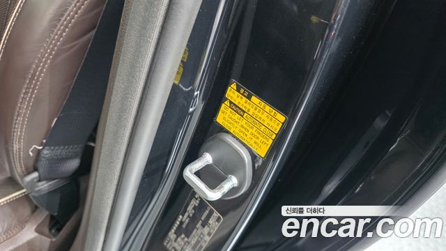 Genesis EQ900 5.0 GDI AWD Limousine Prestige 2016 — фото 33