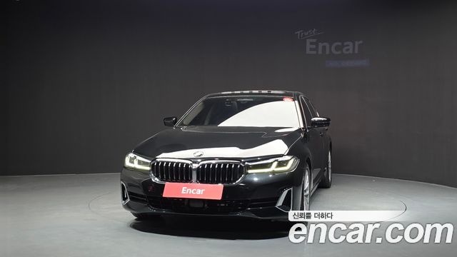 BMW 5 Series (G30) 520i Luxury 2022 — фото 3