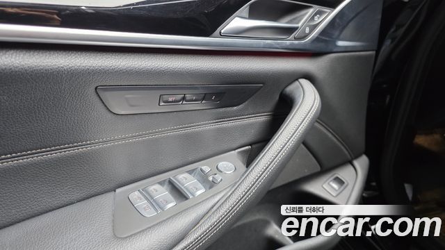 BMW 5 Series (G30) 520i Luxury 2022 — фото 18