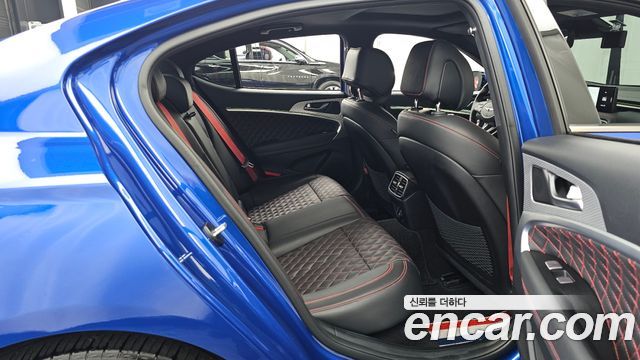 Genesis G70 Gasoline 3.3T 4WD 2023 — фото 16