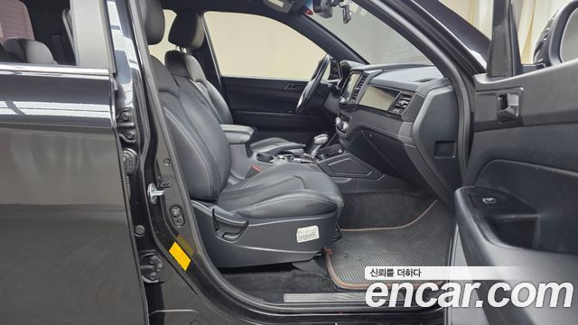 KG Mobility (SsangYong) Rexton Sports Khan Diesel 2.2 4WD Prestige (5-Link) 2020 — фото 11