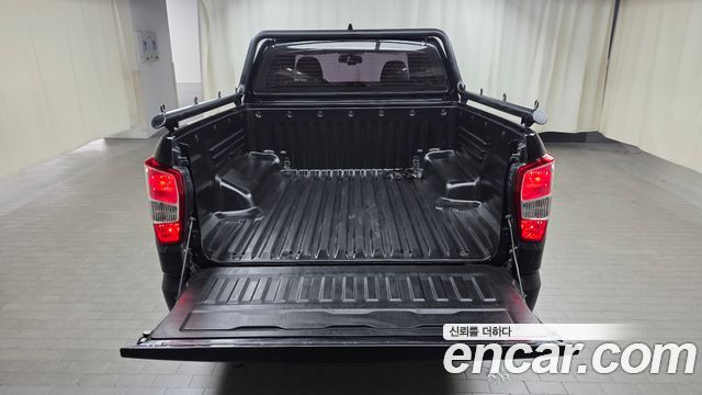 KG Mobility (SsangYong) Rexton Sports Khan Diesel 2.2 4WD Prestige (5-Link) 2020 — фото 20
