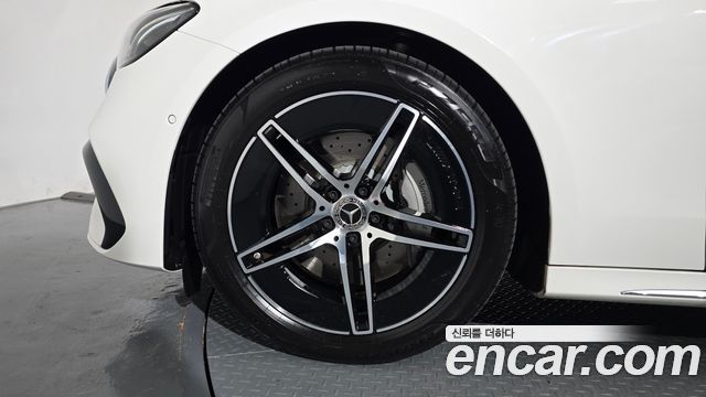 Mercedes-Benz E-Class (W214) E200 AMG Line 2026 — фото 5