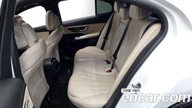 Mercedes-Benz E-Class (W214) E200 AMG Line 2026 — фото 12
