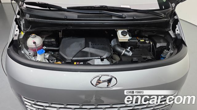 Hyundai Staria Cargo 3-Seater Smart 2022 — фото 6