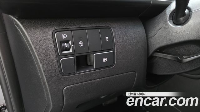 Hyundai Staria Cargo 3-Seater Smart 2022 — фото 14