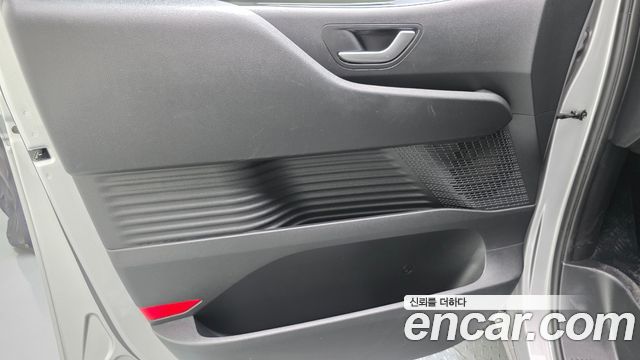 Hyundai Staria Cargo 3-Seater Smart 2022 — фото 24