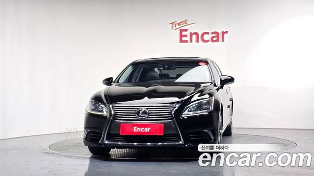 Lexus LS460 AWD XF40 2013 — фото 3