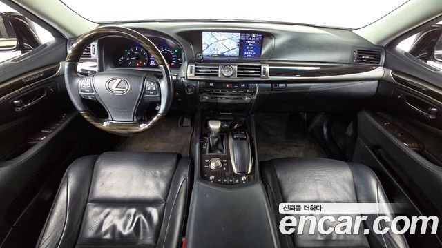 Lexus LS460 AWD XF40 2013 — фото 7