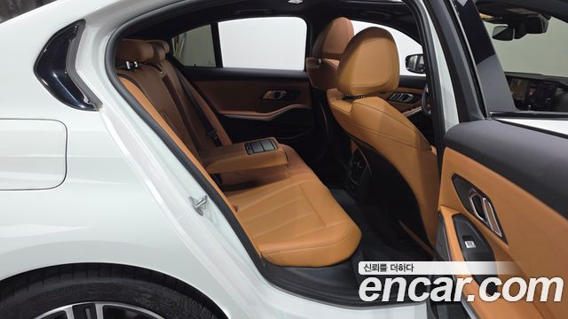 BMW 3 Series (G20) 320i M Sport 2024 — фото 11