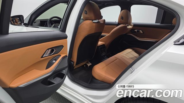 BMW 3 Series (G20) 320i M Sport 2024 — фото 12