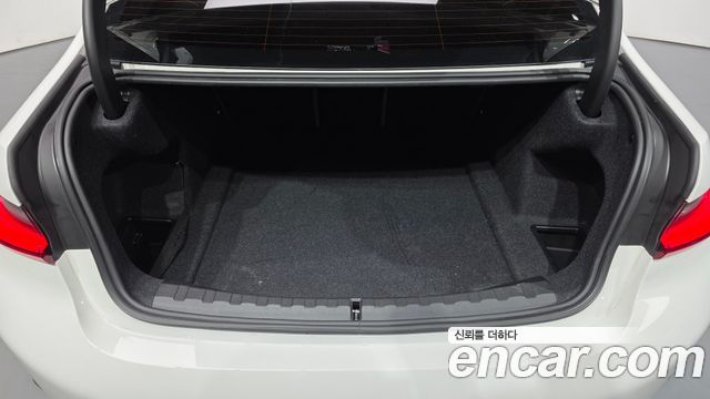 BMW 3 Series (G20) 320i M Sport 2024 — фото 19