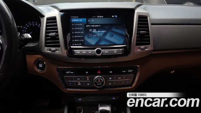 KG Mobility (SsangYong) Rexton Sports Diesel 2.2 4WD Noblesse 2019 — фото 15
