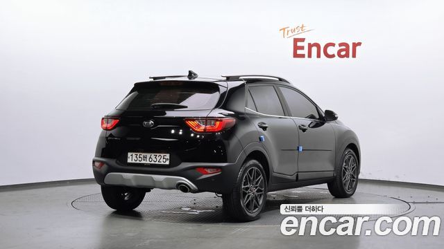 Kia Stonic Diesel 1.6 Prestige 2019 — фото 2