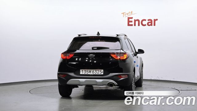 Kia Stonic Diesel 1.6 Prestige 2019 — фото 4
