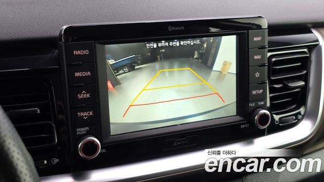Kia Stonic Diesel 1.6 Prestige 2019 — фото 14
