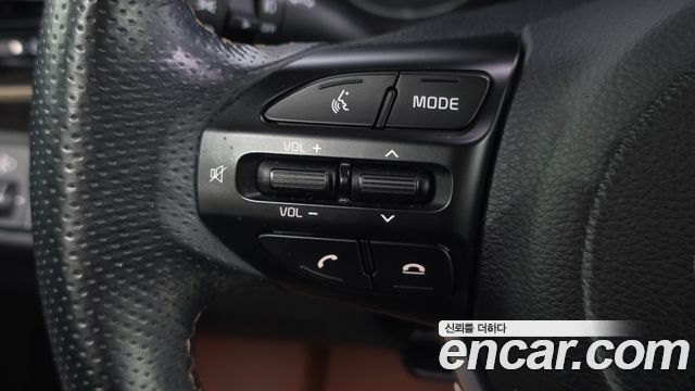 Kia Stonic Diesel 1.6 Prestige 2019 — фото 16
