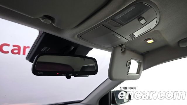 Kia Stonic Diesel 1.6 Prestige 2019 — фото 18