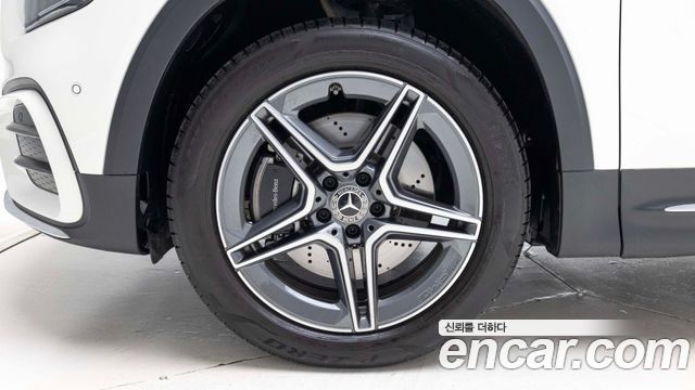 Mercedes-Benz GLB-Class (X247) GLB250 4MATIC 2025 — фото 5