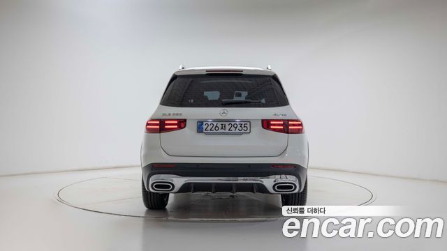 Mercedes-Benz GLB-Class (X247) GLB250 4MATIC 2025 — фото 7