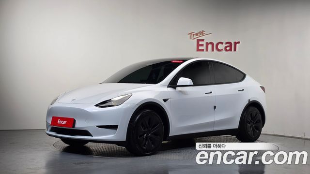Tesla Model Y RWD 2024 — фото 11