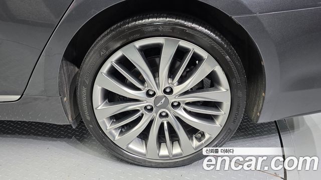 Genesis G80 3.3 GDI AWD Premium Luxury 2017 — фото 5
