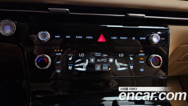 Genesis G80 (RG3) Gasoline 2.5 Turbo 2WD 2025 — фото 32