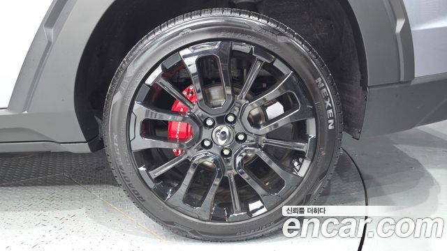 KG Mobility (SsangYong) Torres Gasoline 1.5 2WD Black Edition 2025 — фото 21