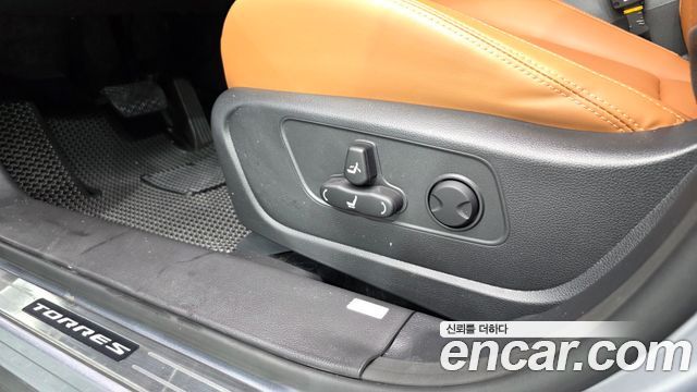 KG Mobility (SsangYong) Torres Gasoline 1.5 2WD Black Edition 2025 — фото 31