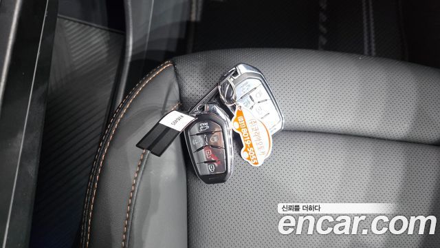 KG Mobility (SsangYong) Torres HEV 1.5 2WD T7 2026 — фото 16