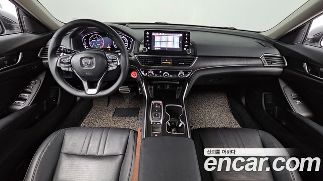 Honda Accord (X) 2.0 Turbo Sport 2018 — фото 7