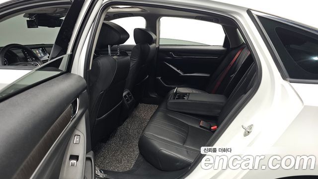 Honda Accord (X) 2.0 Turbo Sport 2018 — фото 12