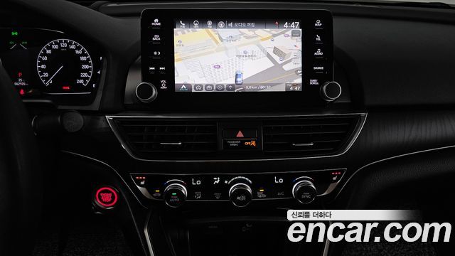 Honda Accord (X) 2.0 Turbo Sport 2018 — фото 14