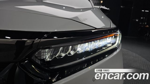 Honda Accord (X) 2.0 Turbo Sport 2018 — фото 22