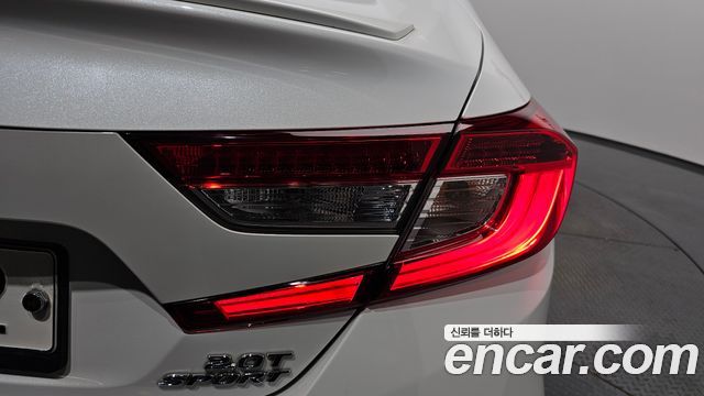 Honda Accord (X) 2.0 Turbo Sport 2018 — фото 23