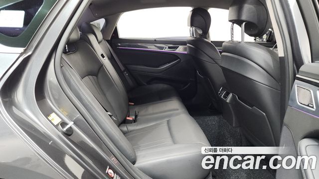Genesis G80 3.8 GDI AWD Prestige 2018 — фото 11