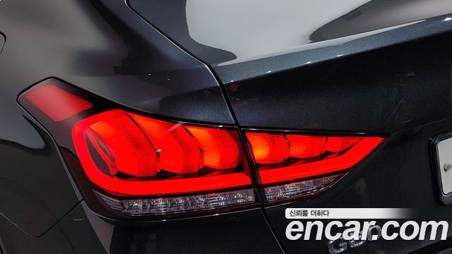 Genesis G80 3.8 GDI AWD Prestige 2018 — фото 23