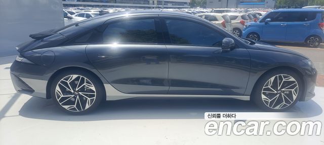 Hyundai Ioniq 6 Long Range AWD Exclusive + 2023 — фото 3
