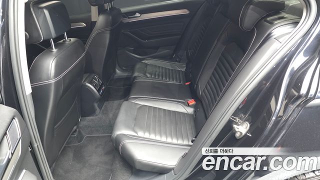 Volkswagen Passat GT (B8) 2.0 TDI Prestige 2021 — фото 12