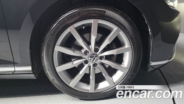 Volkswagen Passat GT (B8) 2.0 TDI Prestige 2021 — фото 21
