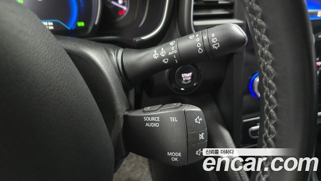Renault Korea QM6 Diesel 2WD RE 2017 — фото 18