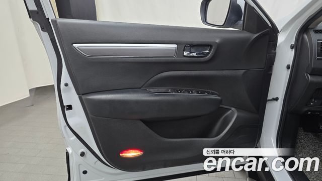 Renault Korea QM6 Diesel 2WD RE 2017 — фото 24