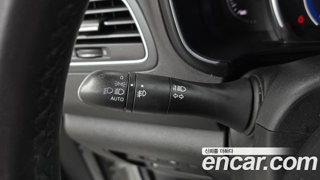 Renault Korea QM6 Diesel 2WD RE 2017 — фото 29